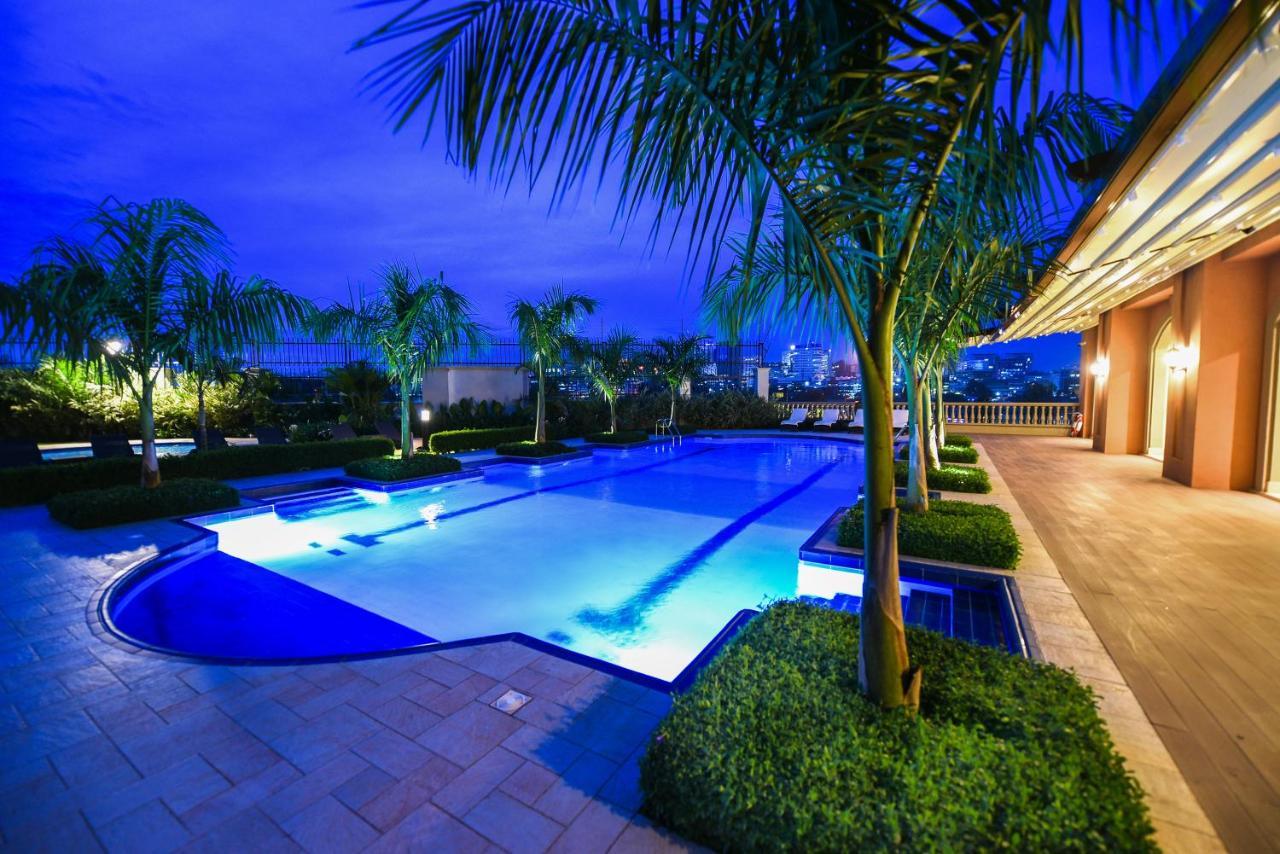 Mestil Hotel & Residences Kampala Exterior photo