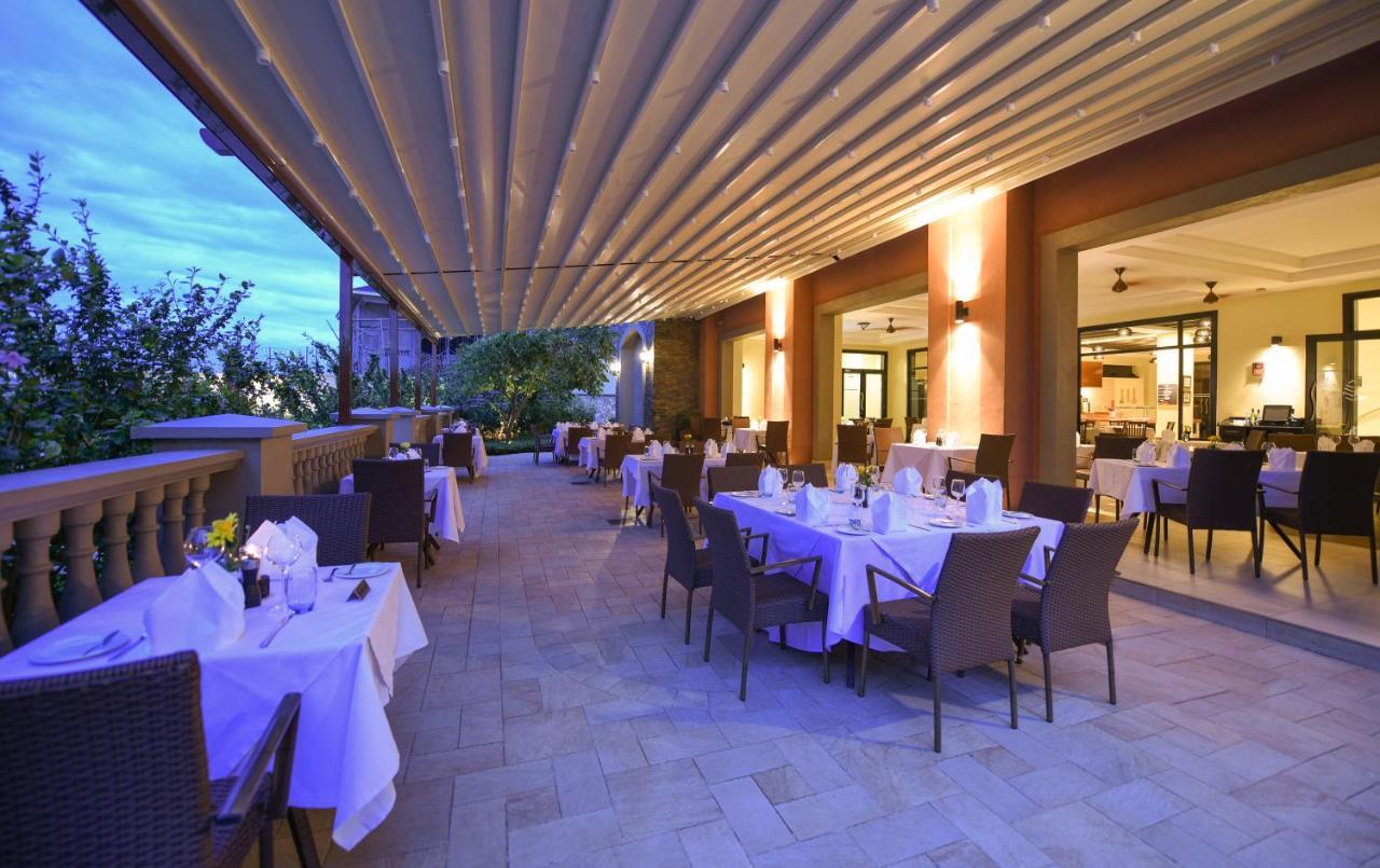 Mestil Hotel & Residences Kampala Exterior photo